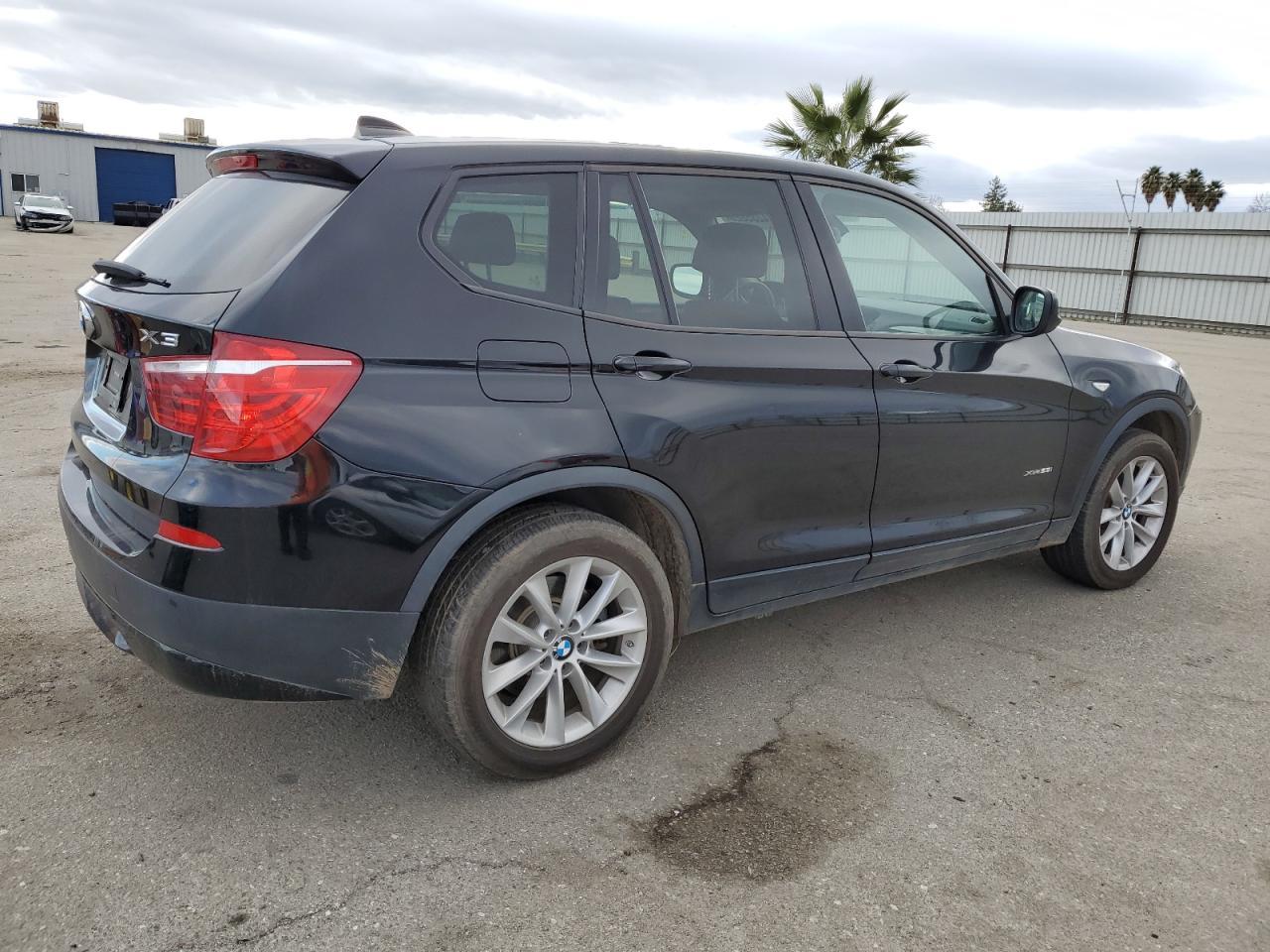 2014 BMW X3 XDRIVE2 - Image 3