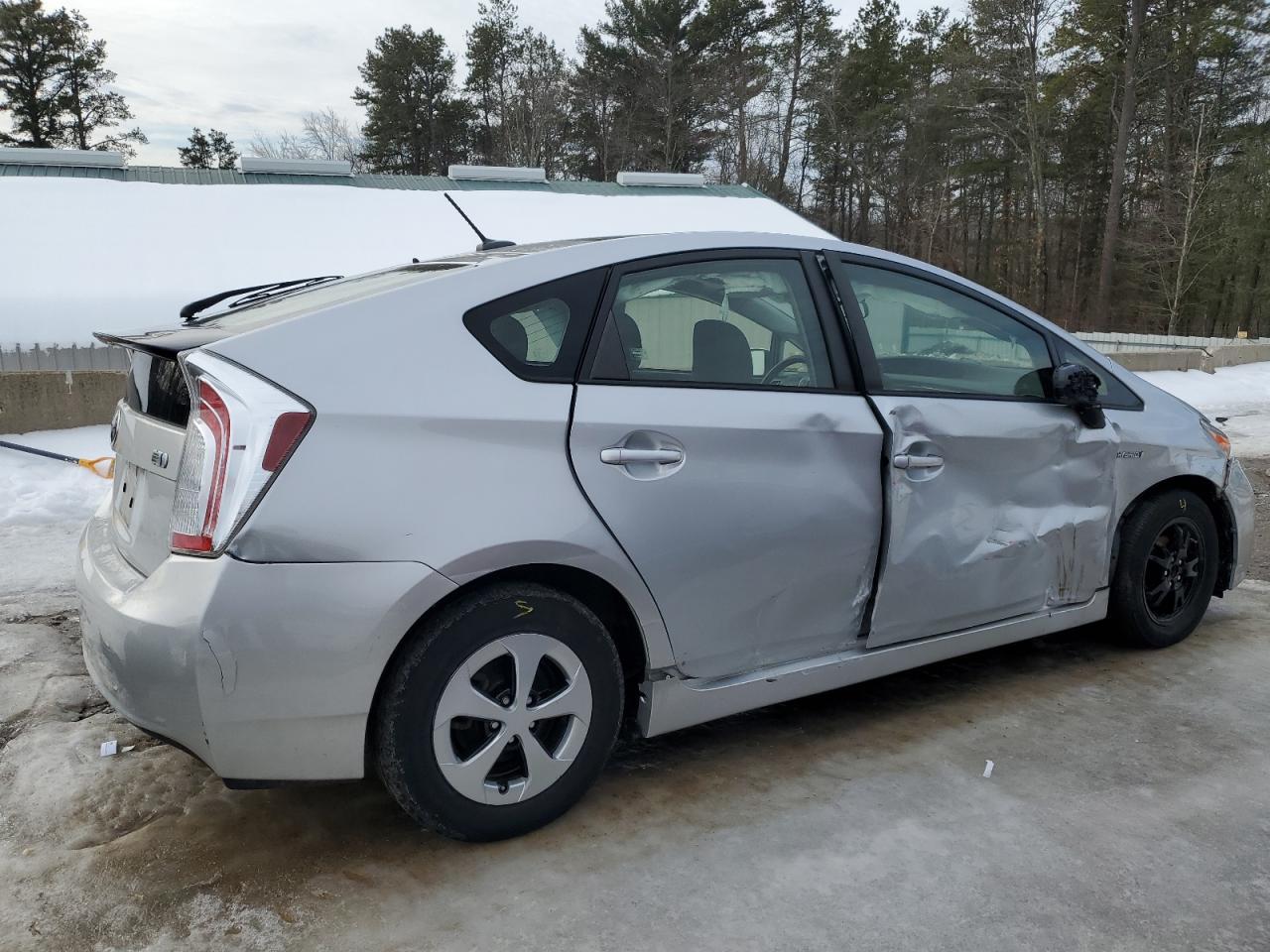 2015 TOYOTA PRIUS - Фото 3