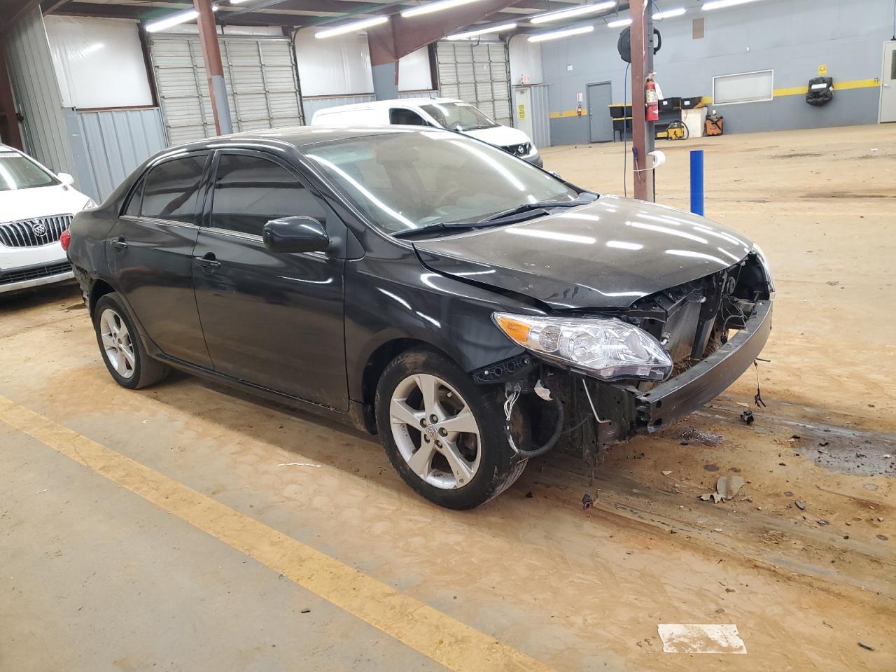 2013 TOYOTA COROLLA BA - Фото 4