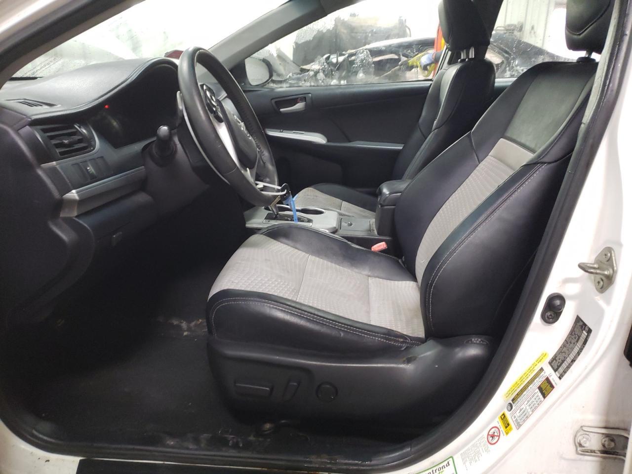 2014 TOYOTA CAMRY L - Image 7