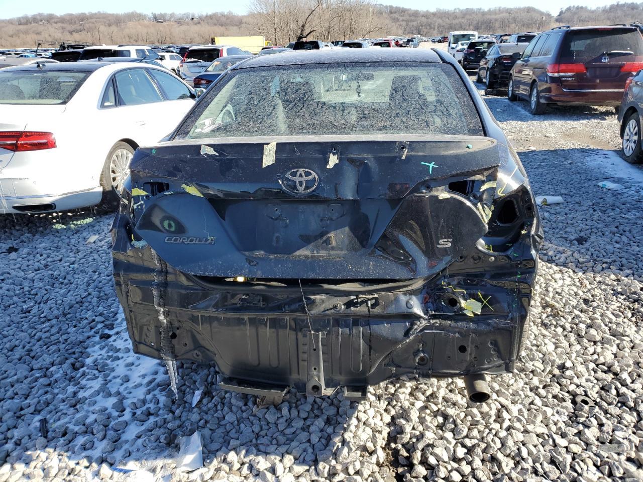 2014 TOYOTA COROLLA L - Image 6