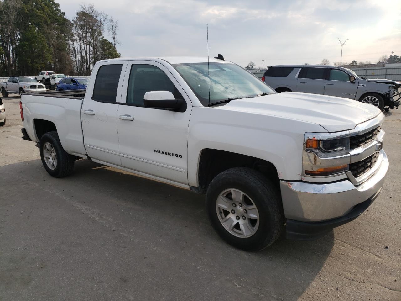 2019 CHEVROLET SILVERADO - Image 4