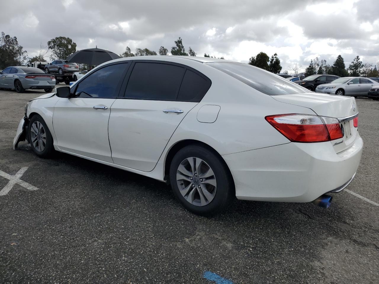 2014 HONDA ACCORD LX - Фото 2