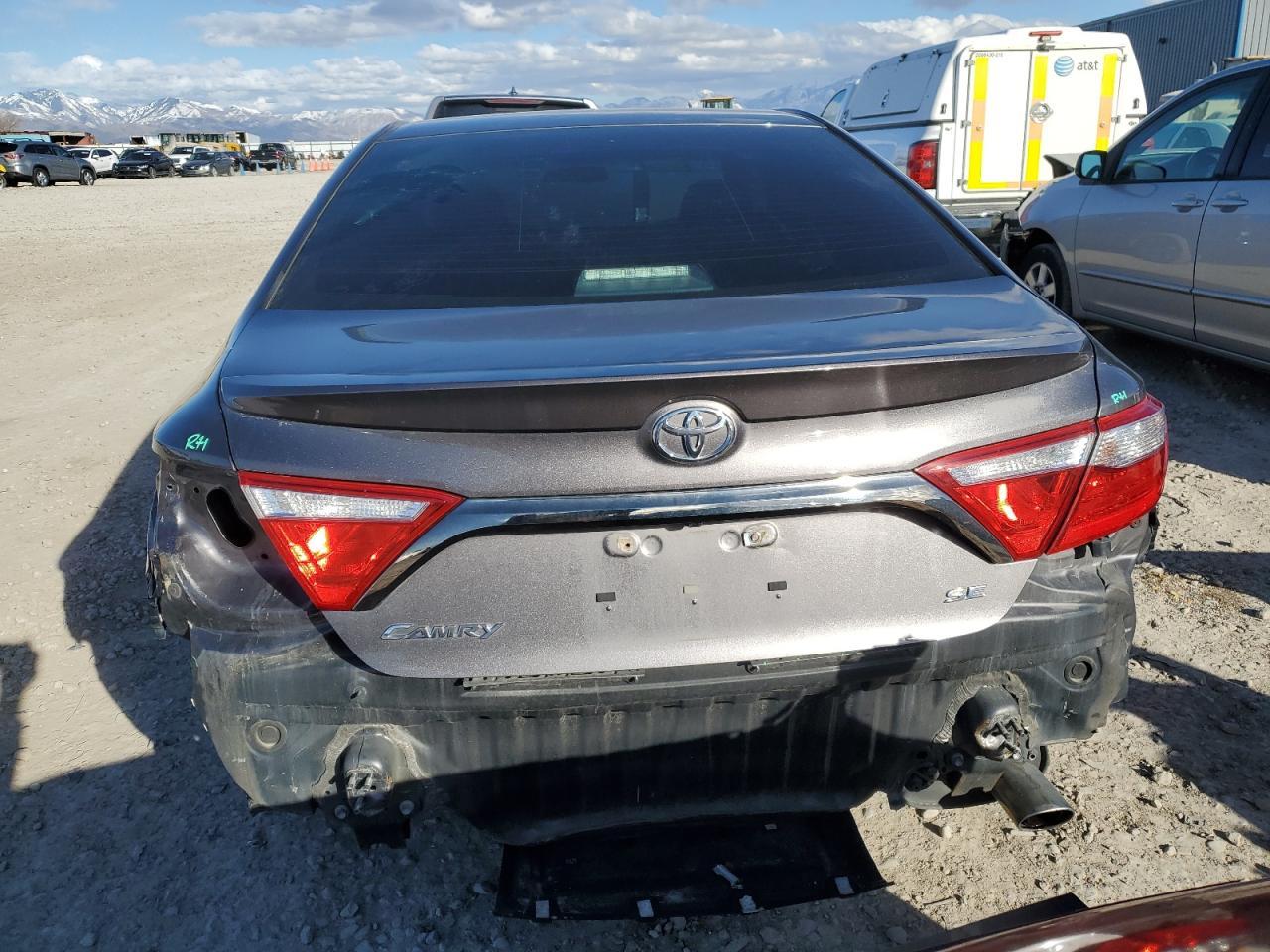 2016 TOYOTA CAMRY LE - Фото 6