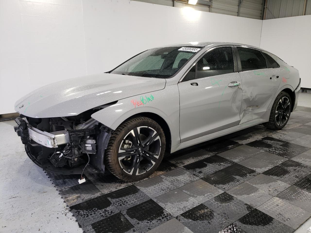 2021 KIA K5 GT LINE