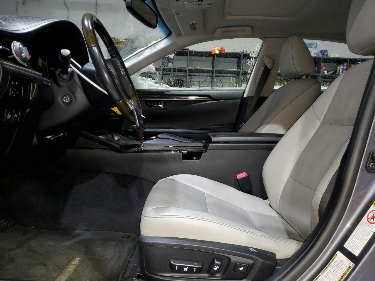 2014 LEXUS ES 350 - Image 7