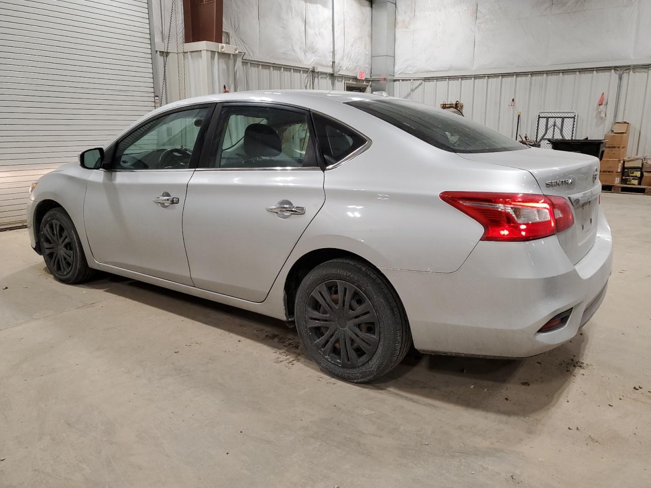 2017 NISSAN SENTRA S - Фото 2