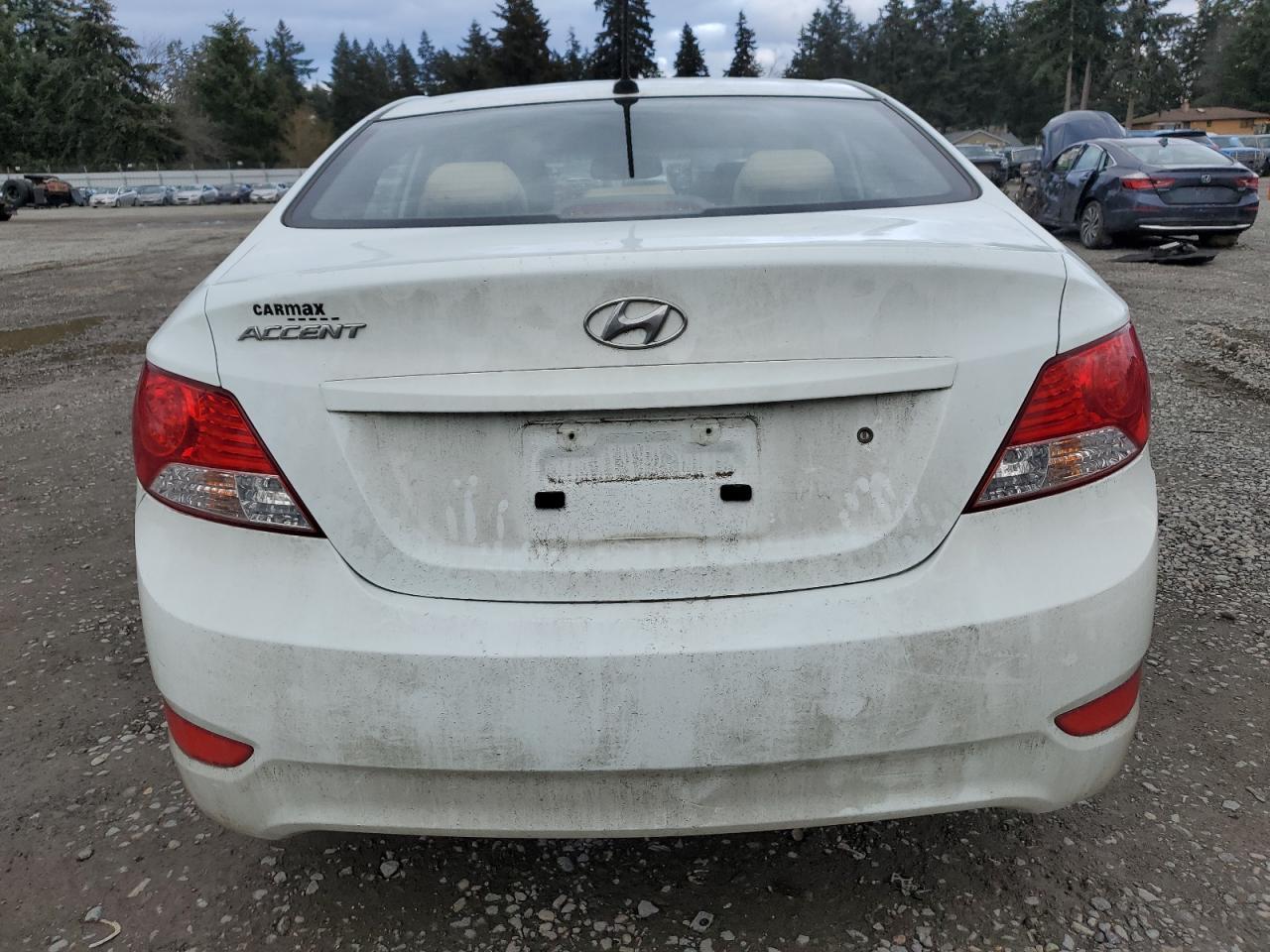 2012 HYUNDAI ACCENT GLS - Image 6