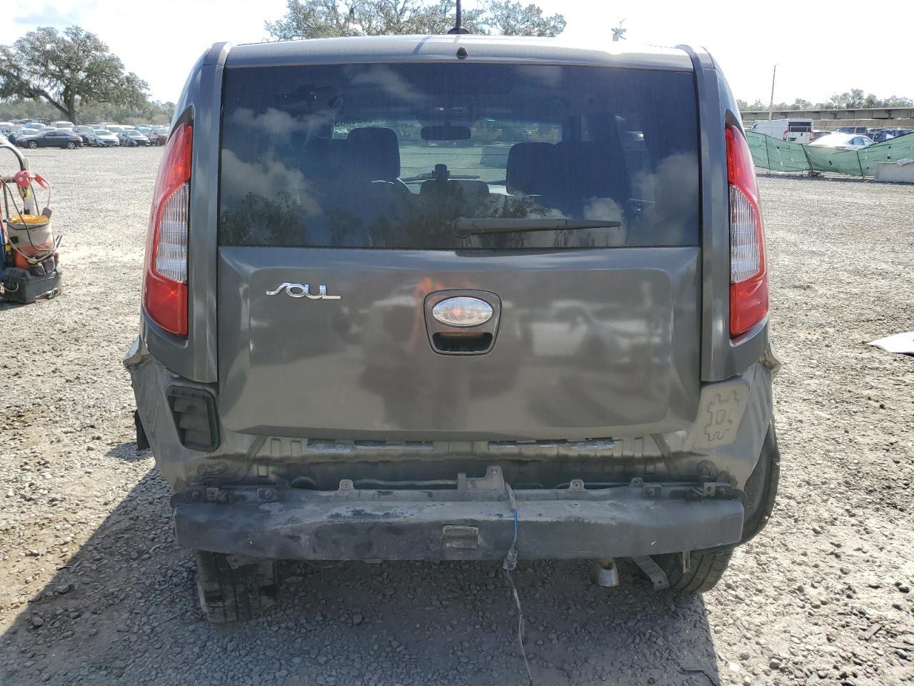 2013 KIA SOUL - Image 6