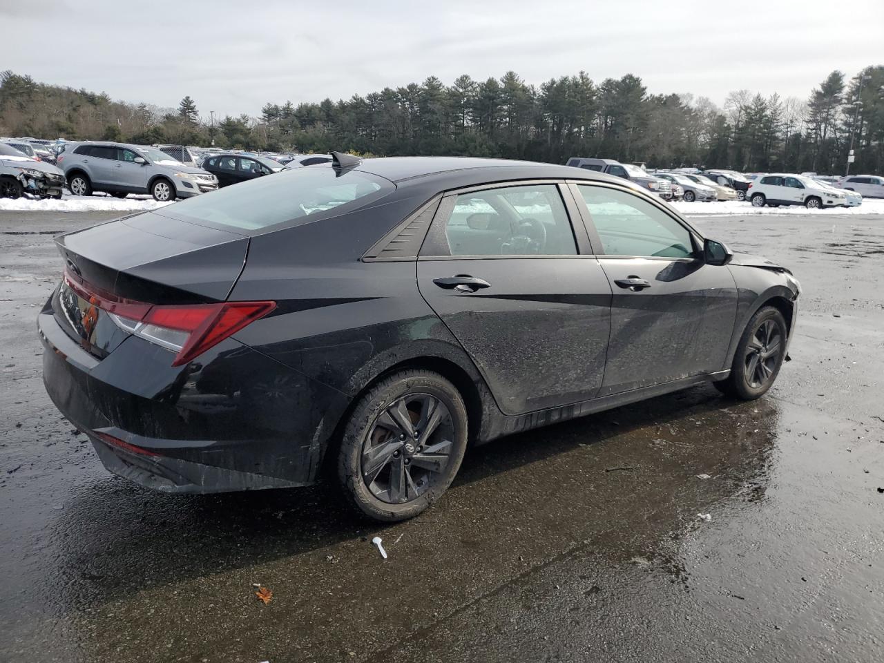 2023 HYUNDAI ELANTRA SE - Фото 3