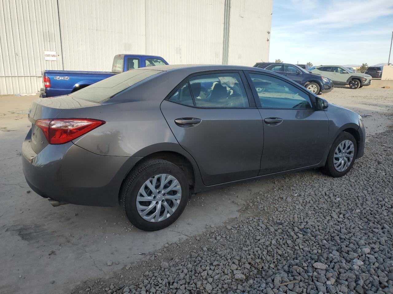 2018 TOYOTA COROLLA L - Image 3