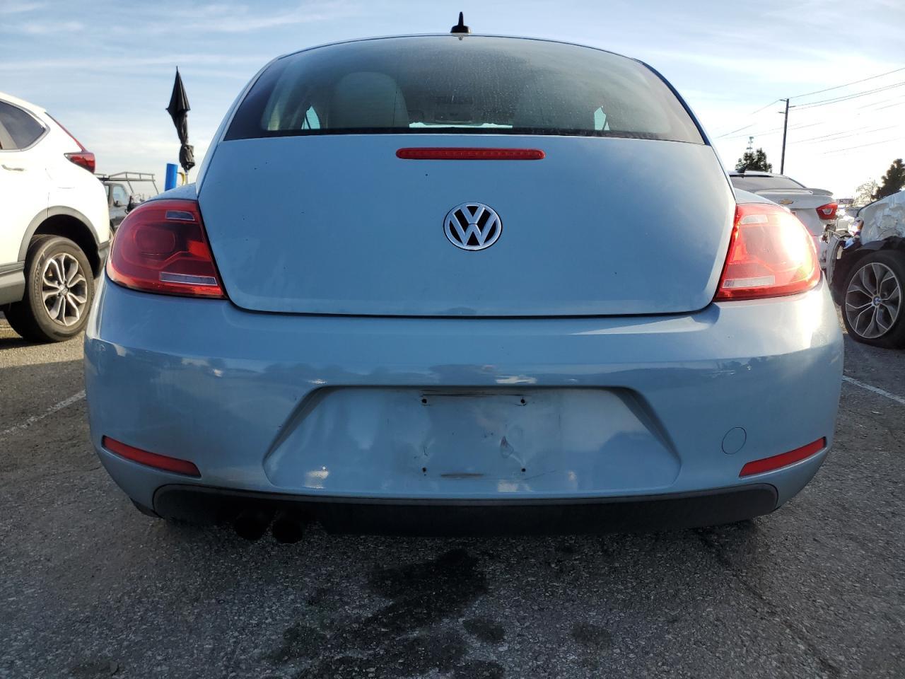 2015 VOLKSWAGEN BEETLE 1.8 - Фото 6