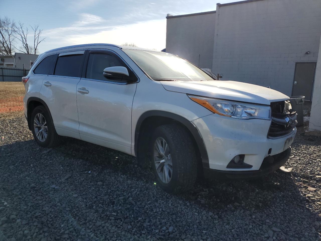 2014 TOYOTA HIGHLANDER - Фото 4