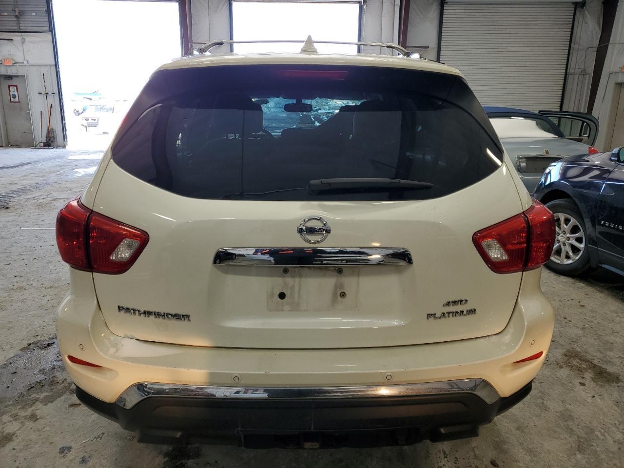 2019 NISSAN PATHFINDER - Image 6