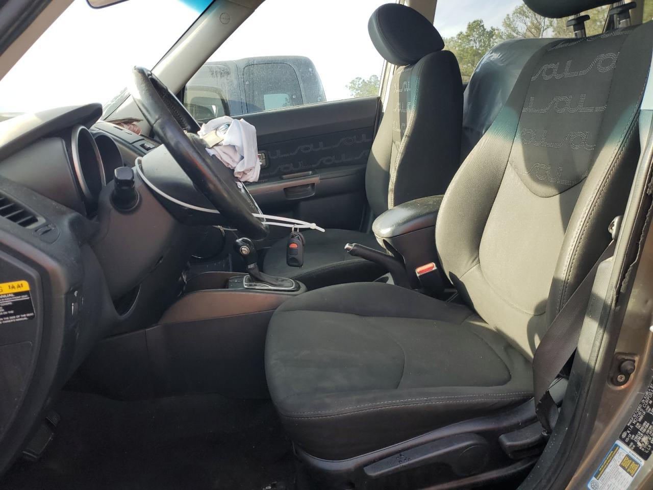 2013 KIA SOUL + - Image 7