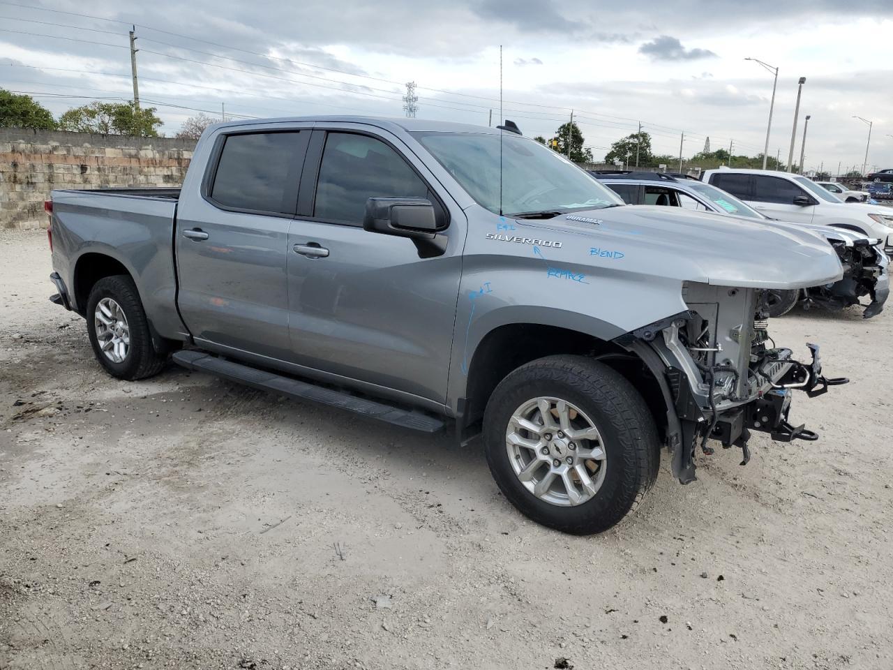 2024 CHEVROLET SILVERADO - Image 4
