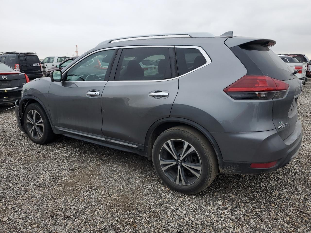2018 NISSAN ROGUE S - Фото 2