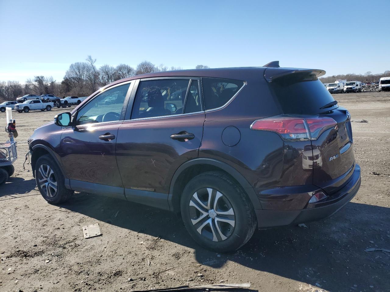 2018 TOYOTA RAV4 LE - Image 2