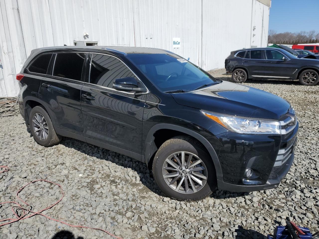 2019 TOYOTA HIGHLANDER - Image 4