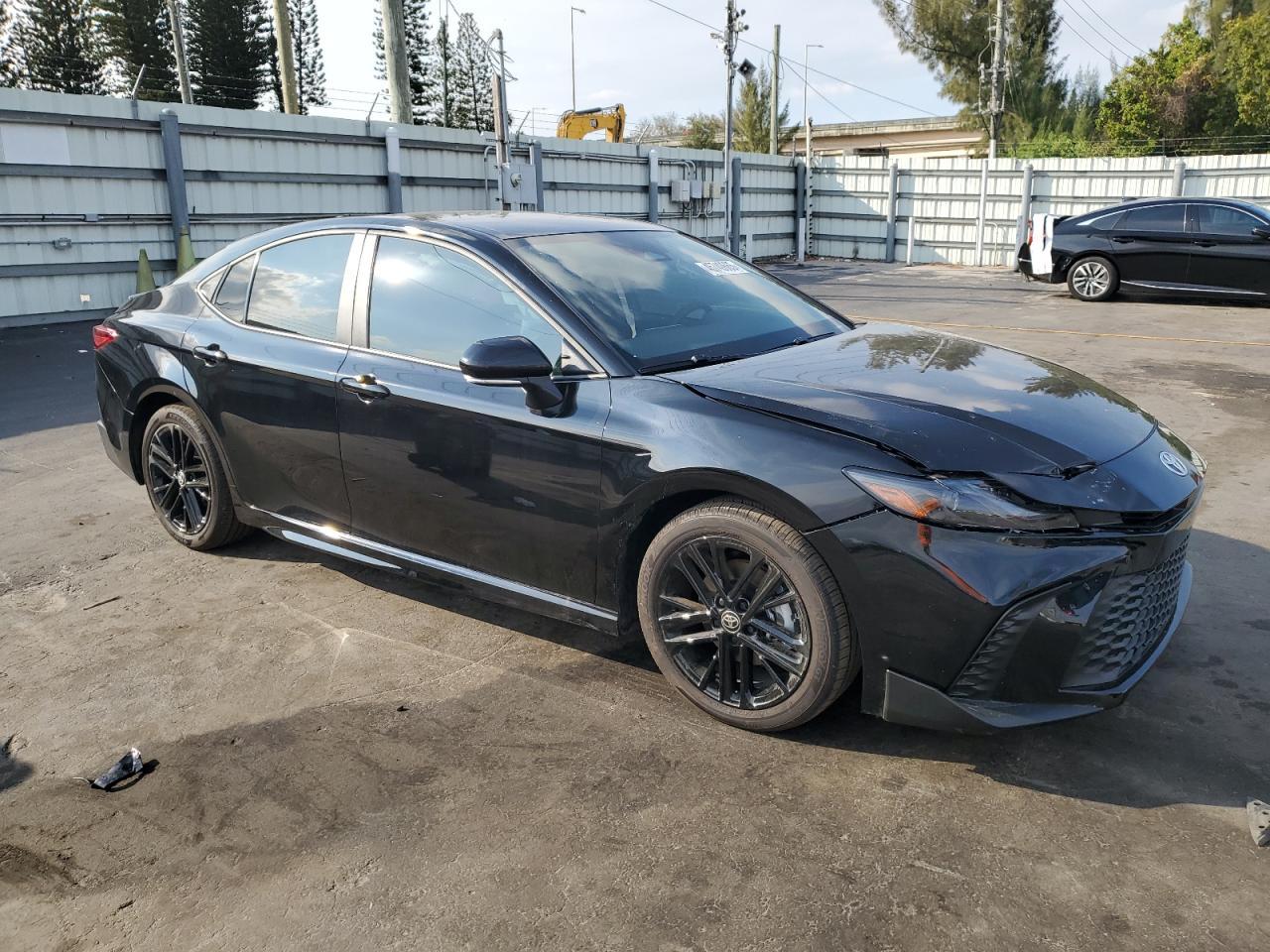 2025 TOYOTA CAMRY XSE - Image 4