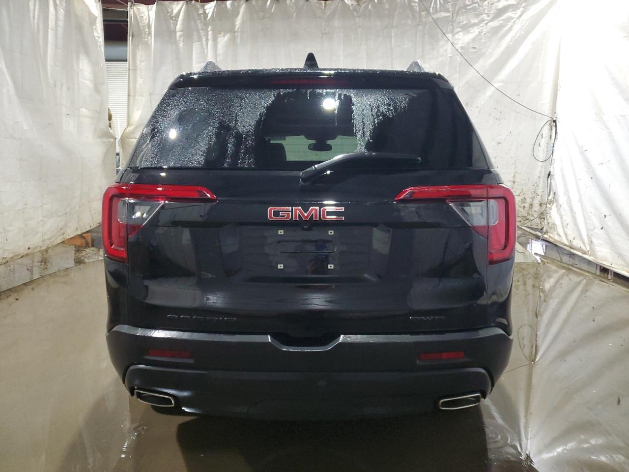 2023 GMC ACADIA SLT - Image 6