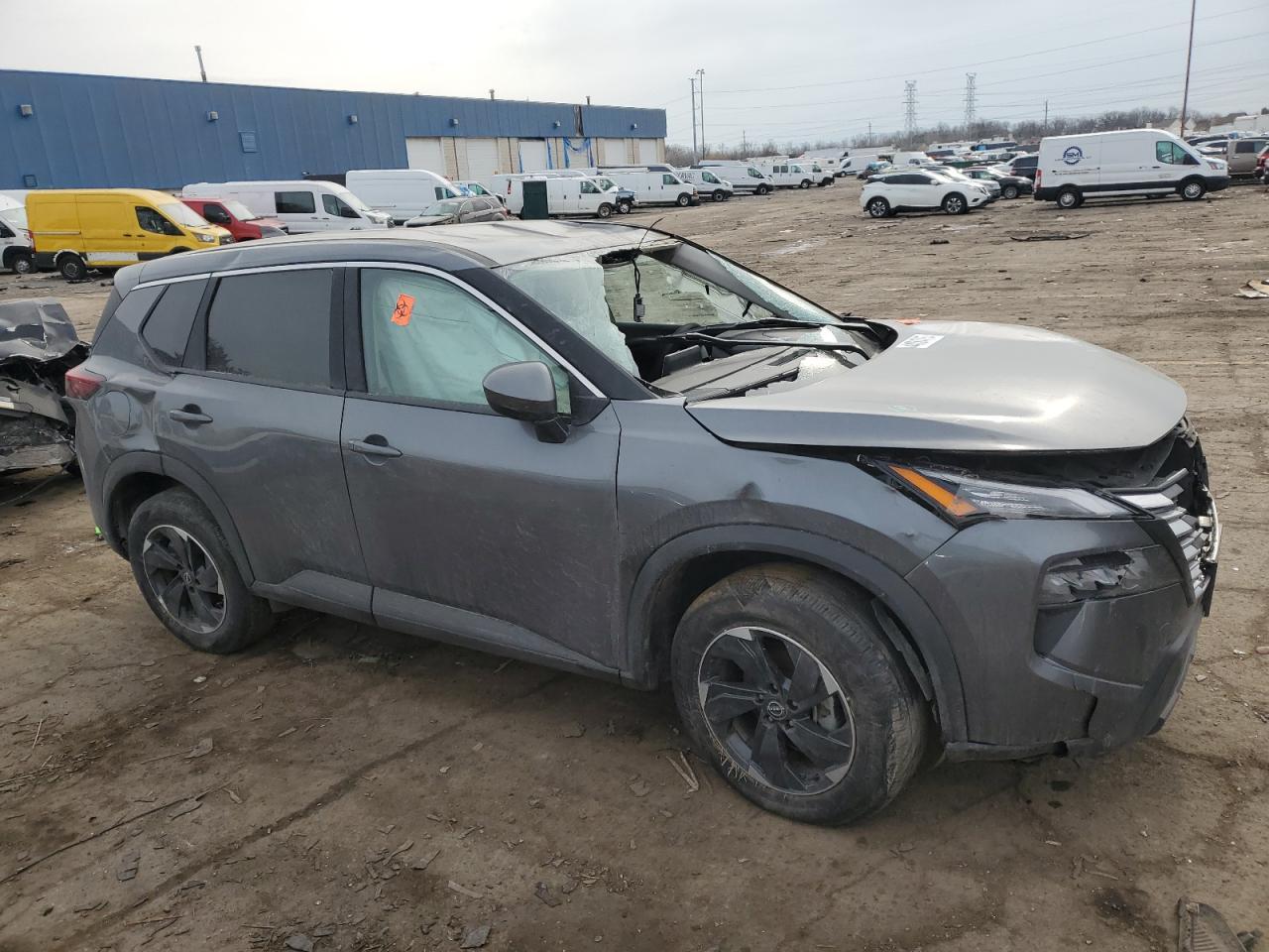 2024 NISSAN ROGUE SV - Image 4