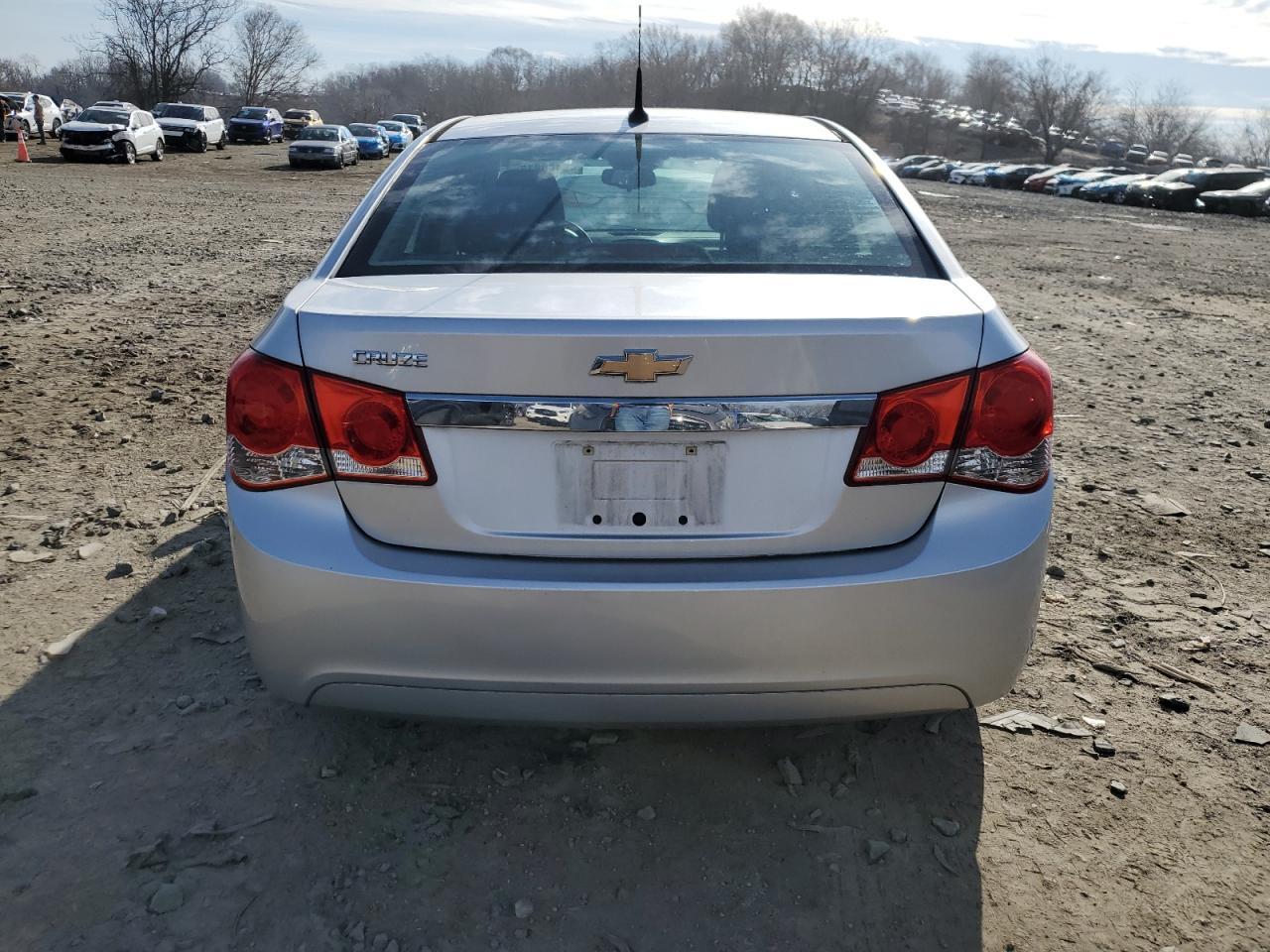 2012 CHEVROLET CRUZE LS - Фото 6