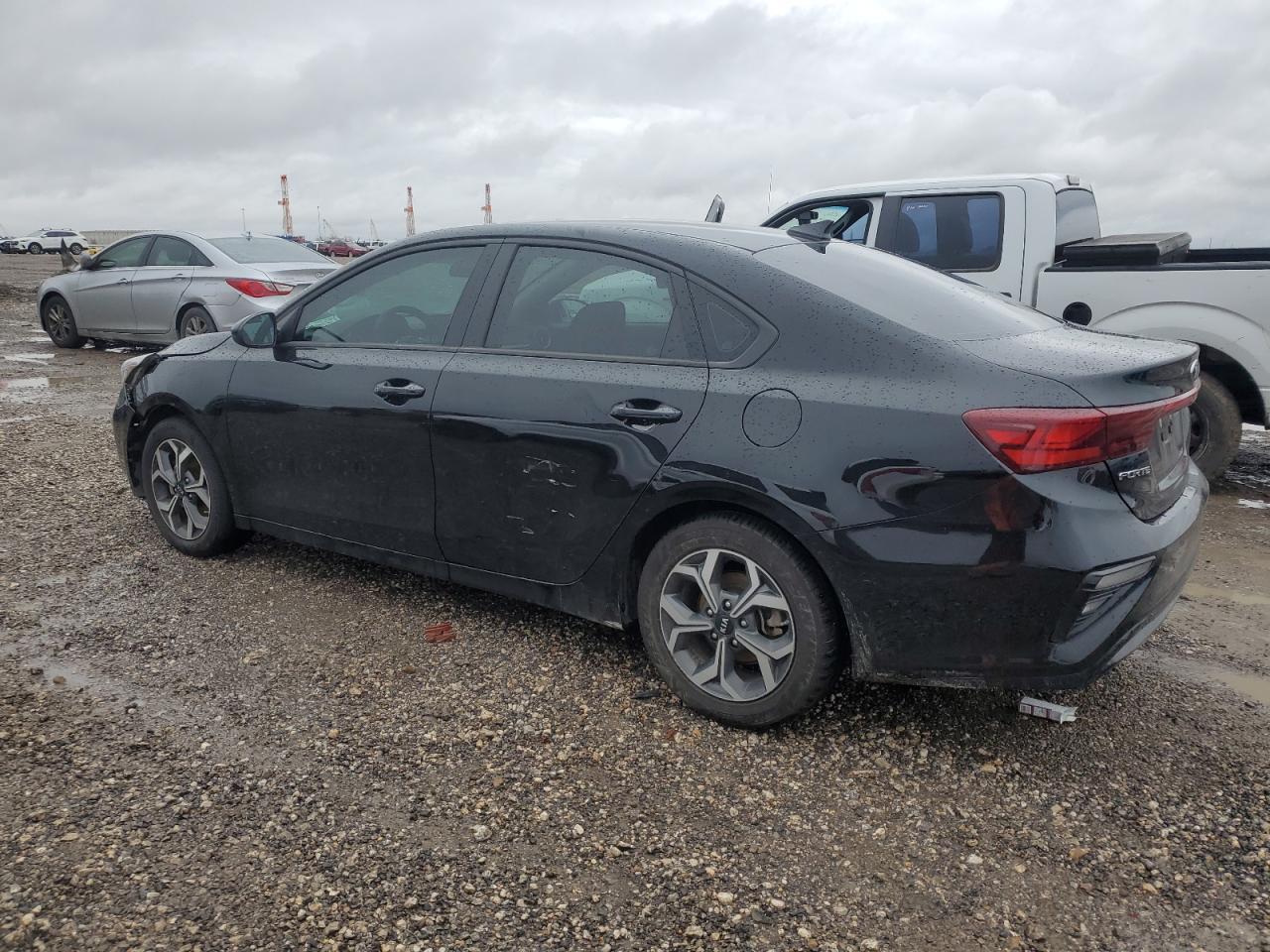 2021 KIA FORTE FE - Фото 2