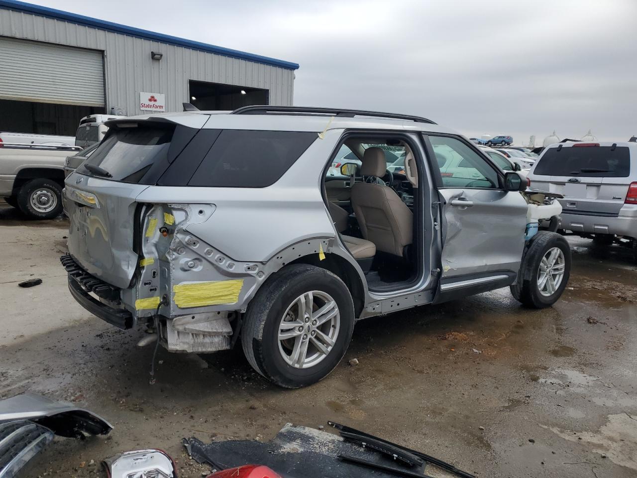 2023 FORD EXPLORER X - Image 3