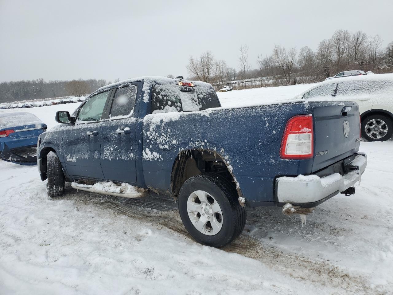 2019 RAM 1500 BIG H - Фото 2
