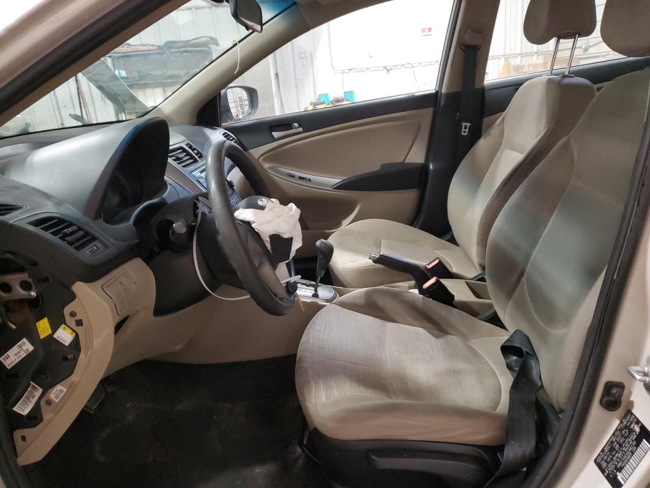 2016 HYUNDAI ACCENT SE - Фото 7