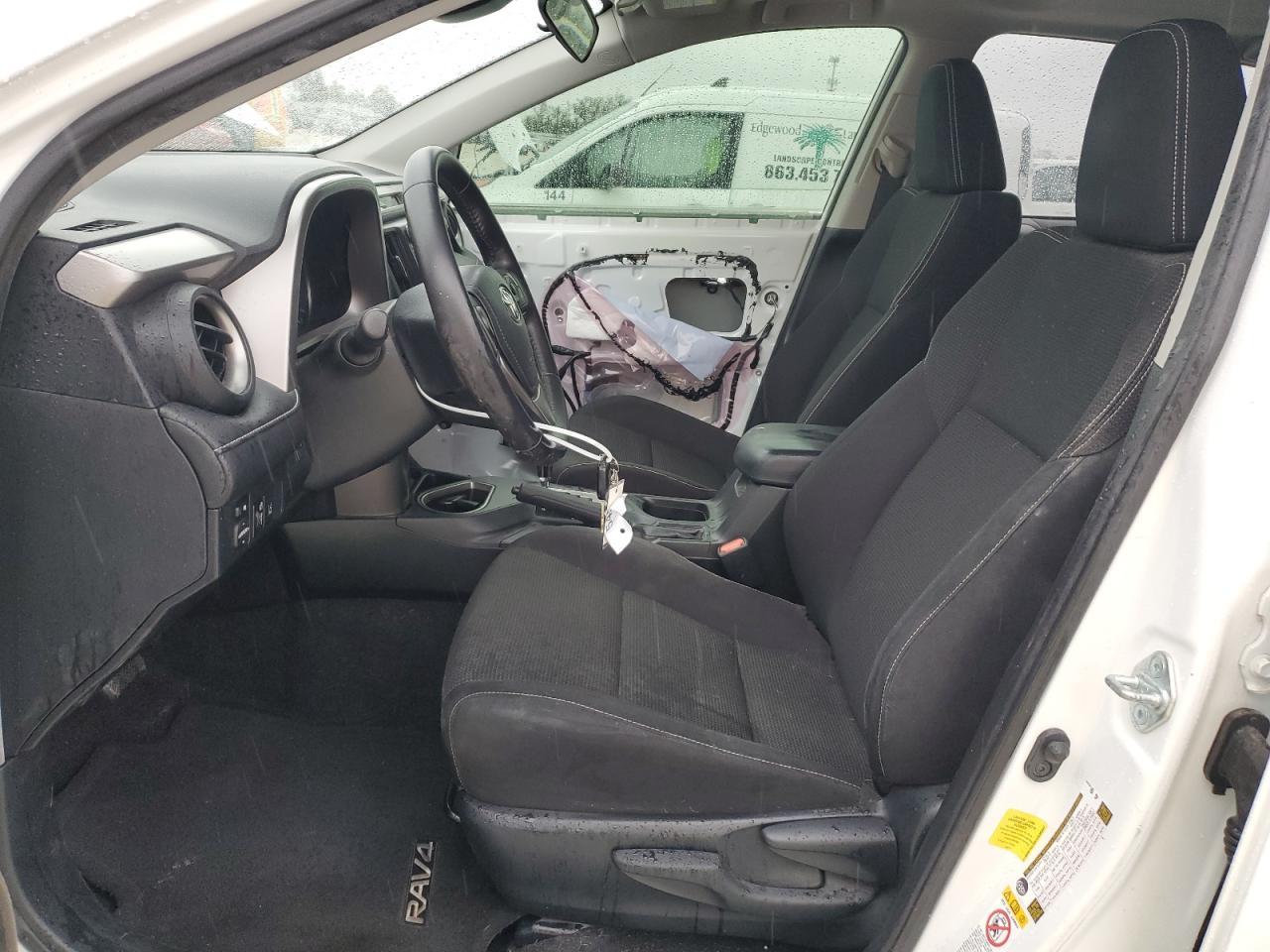 2017 TOYOTA RAV4 XLE - Фото 7