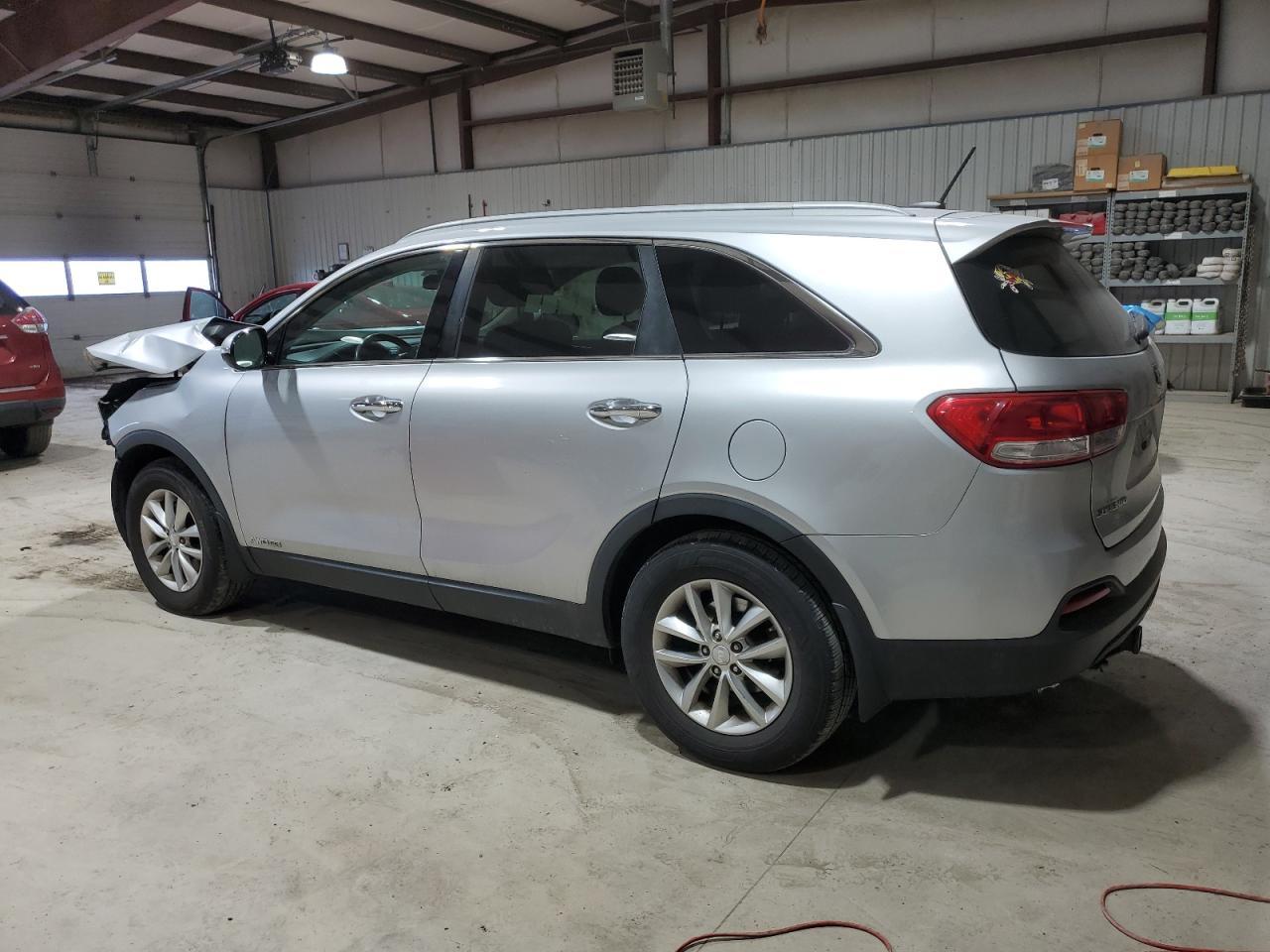 2016 KIA SORENTO LX - Image 2
