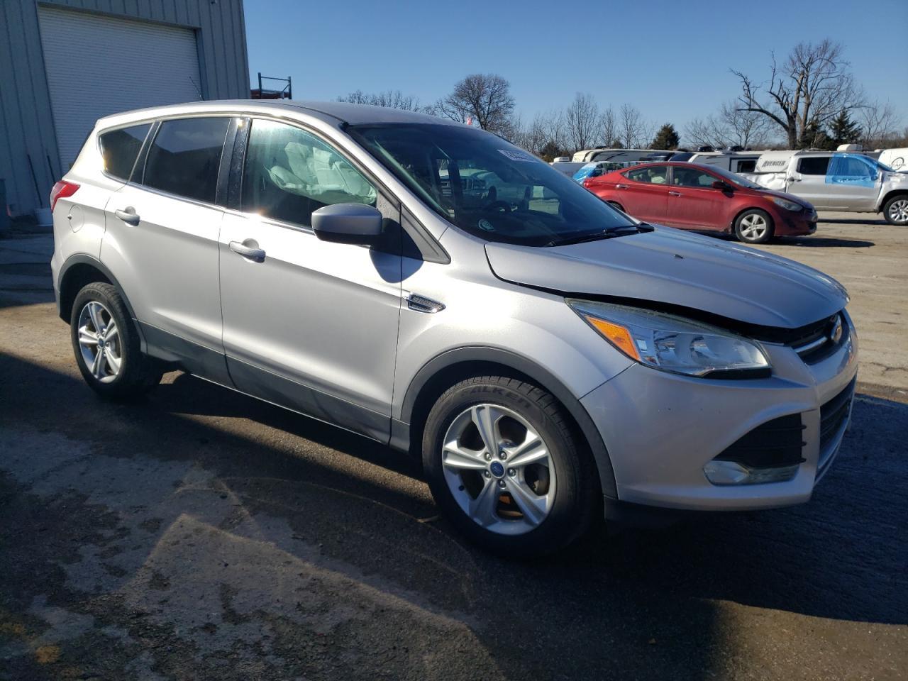 2015 FORD ESCAPE SE - Image 4