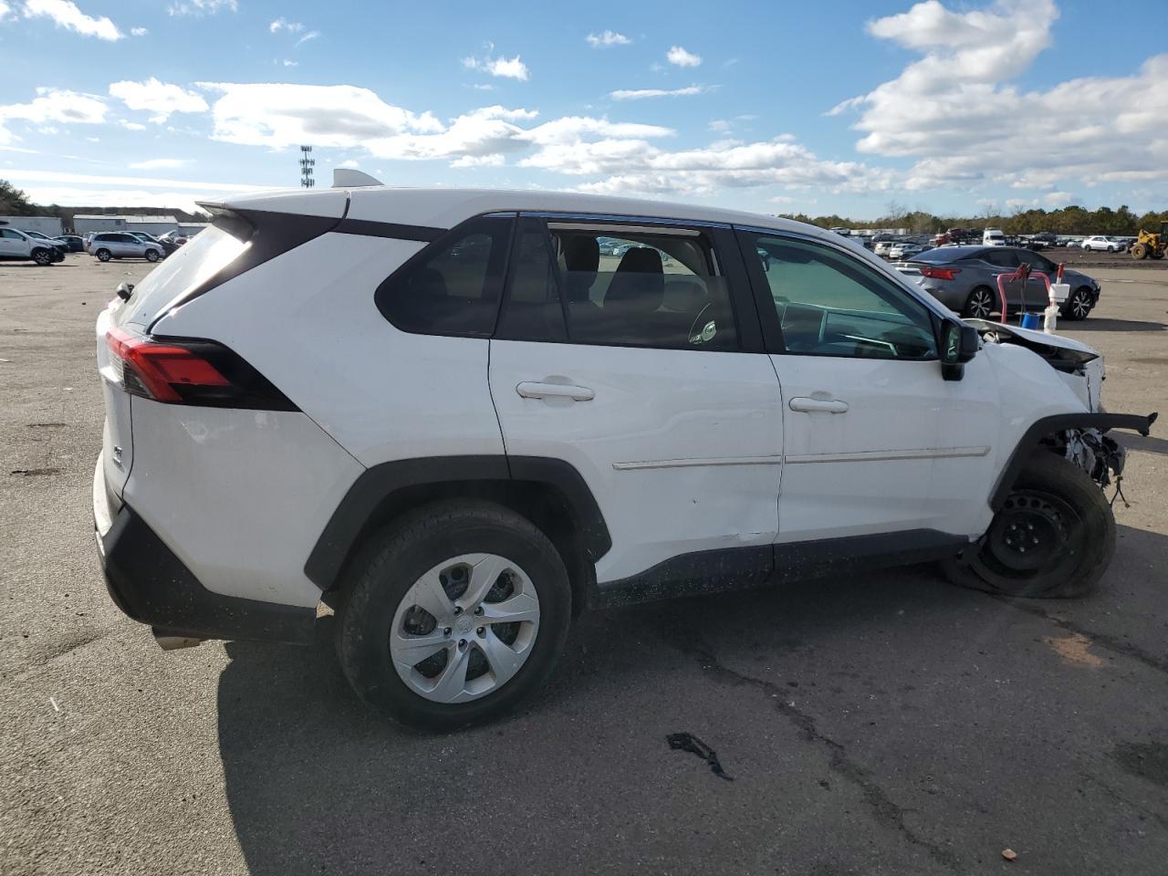 2023 TOYOTA RAV4 LE - Image 3