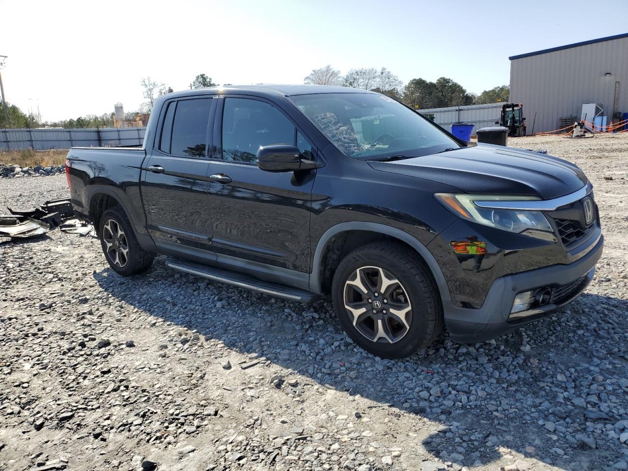 2017 HONDA RIDGELINE - Image 4