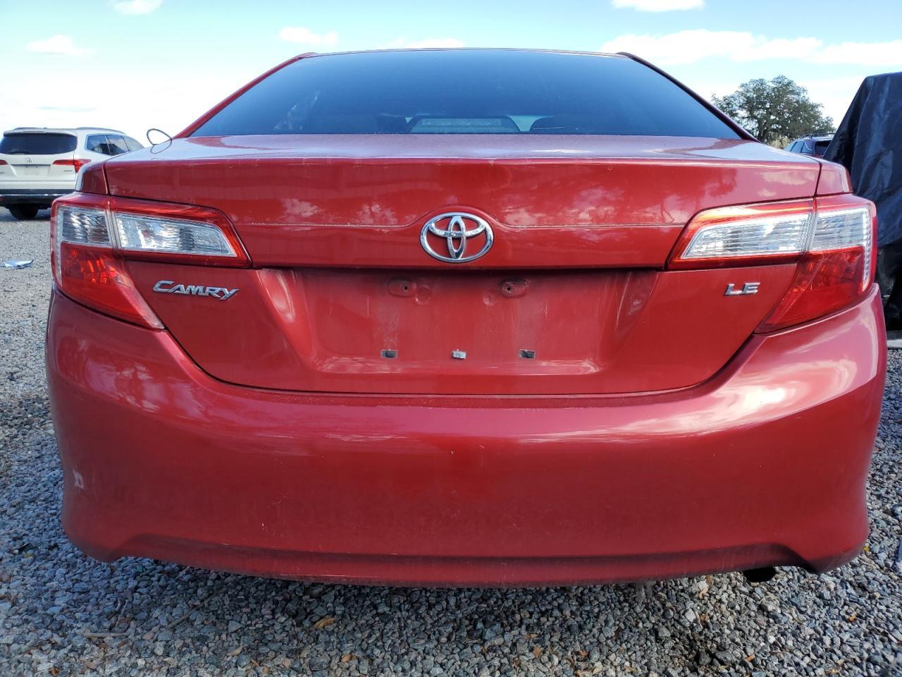 2013 TOYOTA CAMRY L - Фото 6