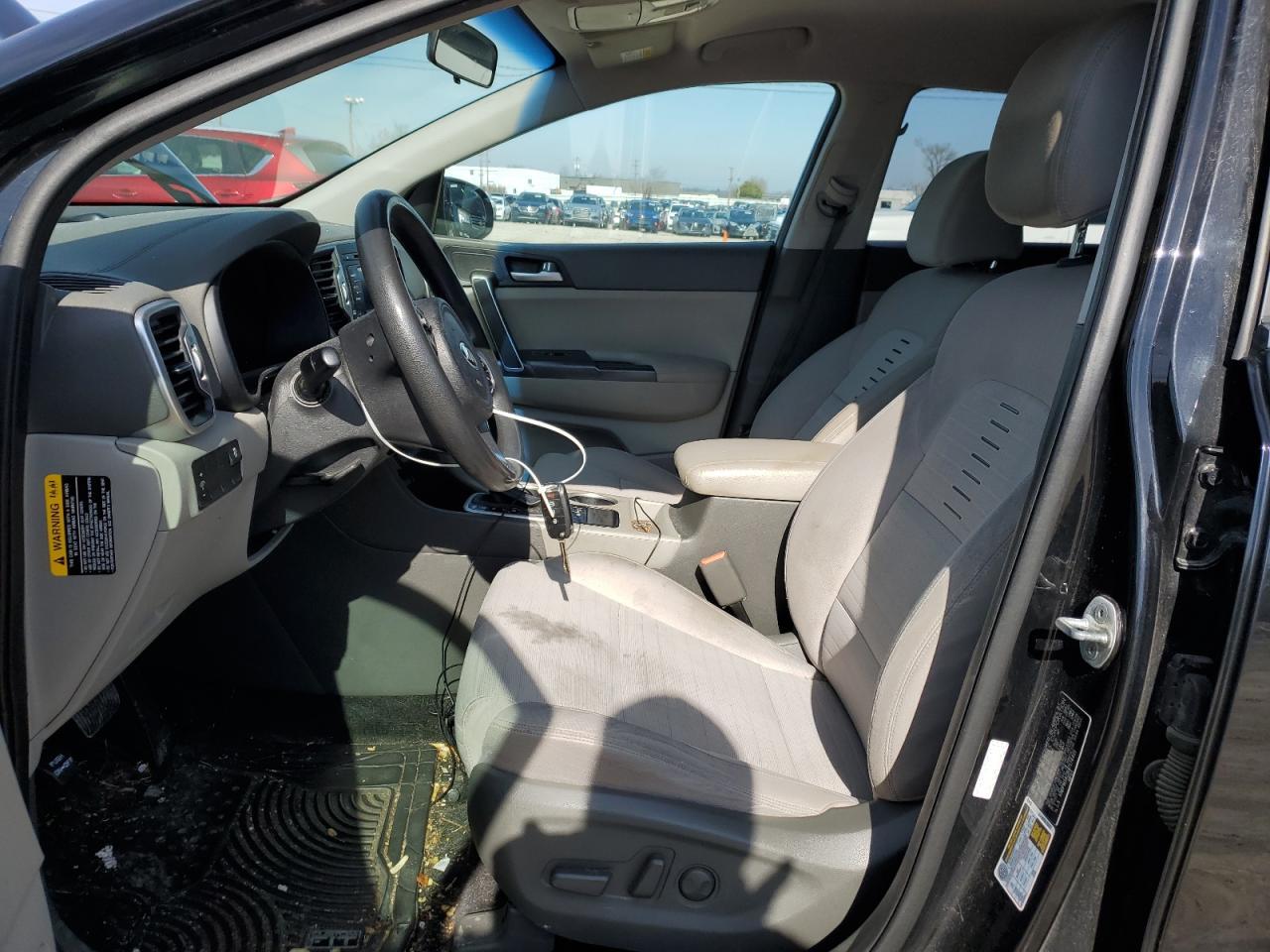 2017 KIA SPORTAGE L - Image 7