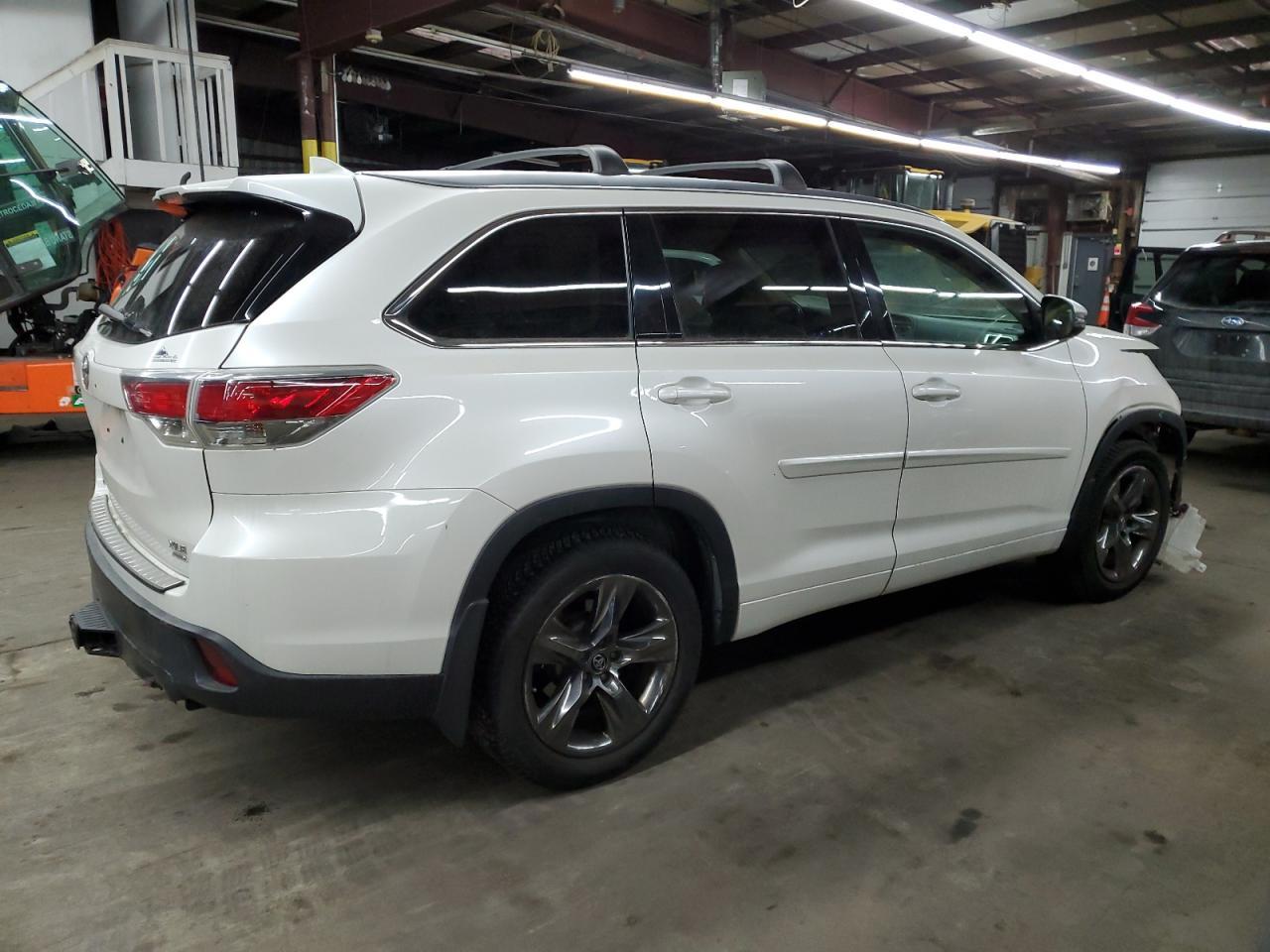 2014 TOYOTA HIGHLANDER - Фото 3
