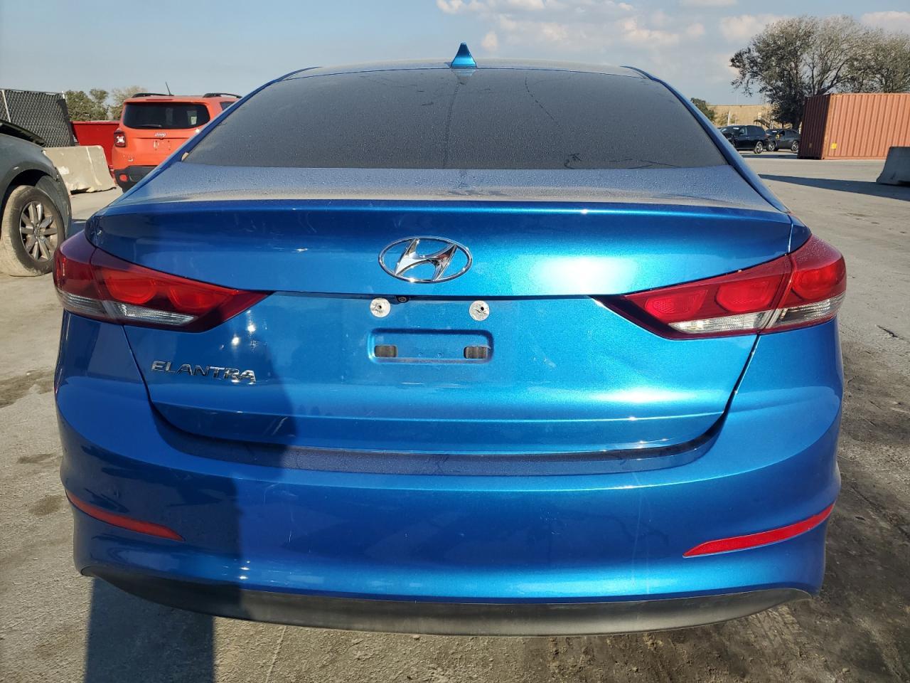 2017 HYUNDAI ELANTRA SE - Image 6