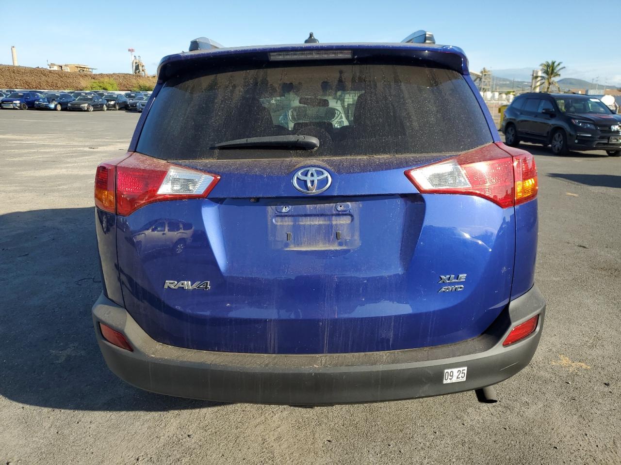 2015 TOYOTA RAV4 XLE - Image 6