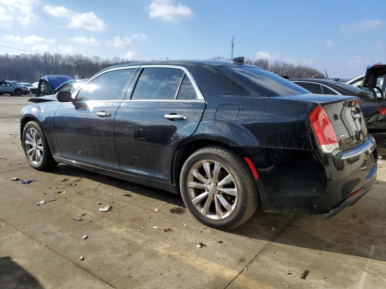 2018 CHRYSLER 300 LIMITE - Image 2
