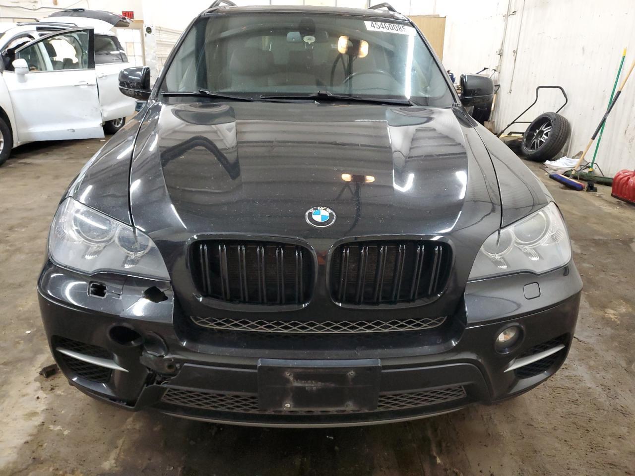 2012 BMW X5 XDRIVE5 - Image 5