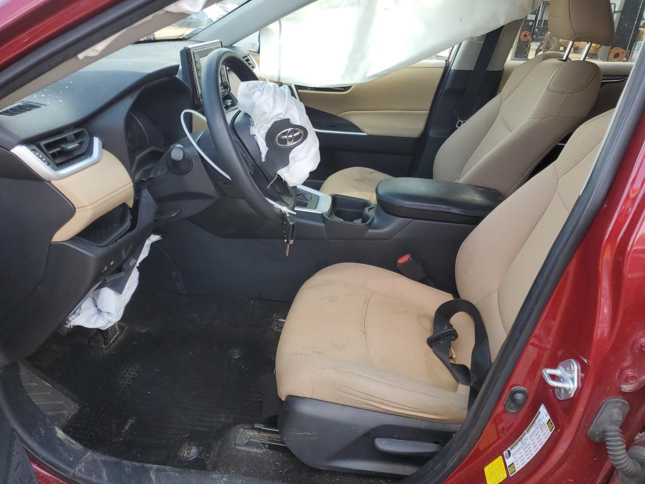 2021 TOYOTA RAV4 LE - Фото 7