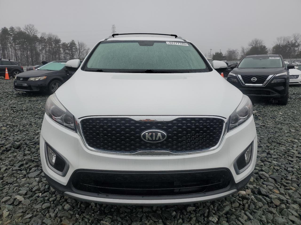 2016 KIA SORENTO EX - Image 5