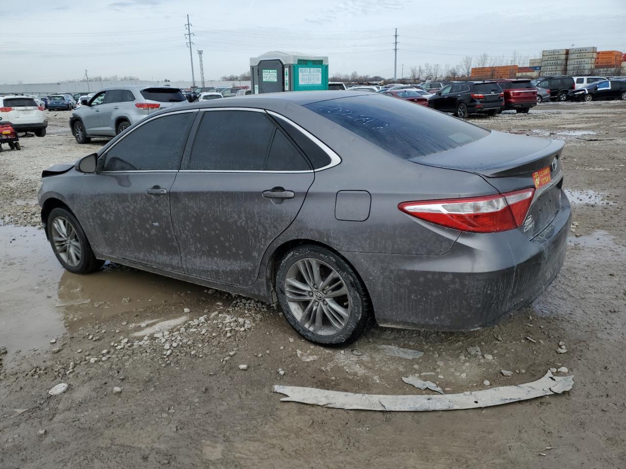 2015 TOYOTA CAMRY LE - Фото 2
