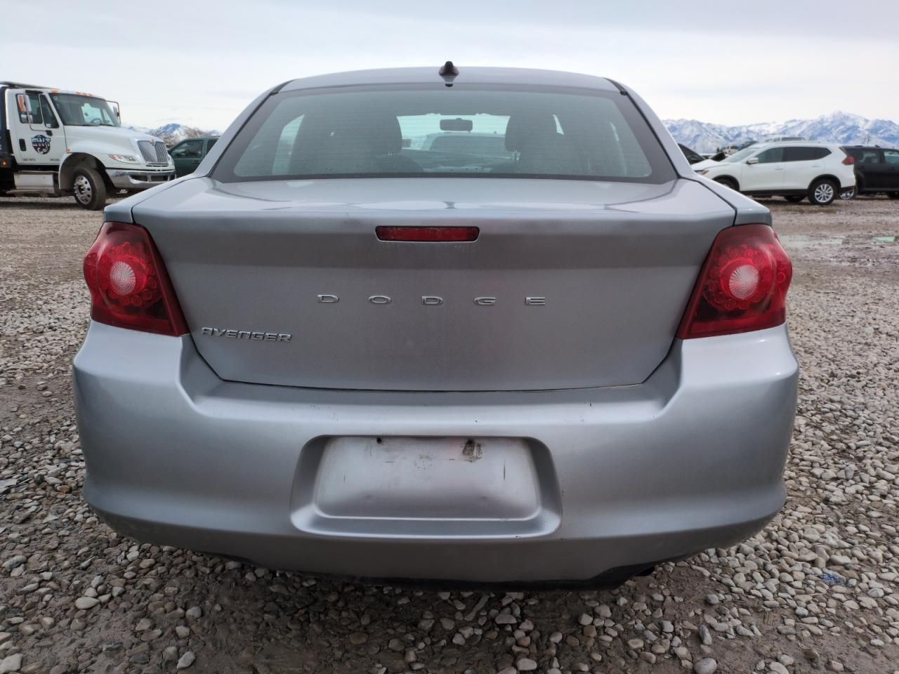 2014 DODGE AVENGER SE - Image 6