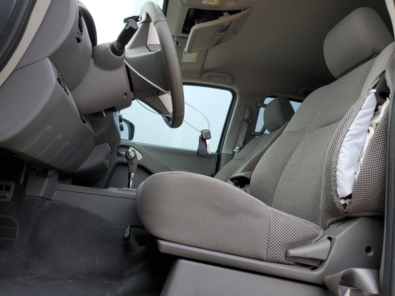 2019 NISSAN FRONTIER S - Фото 7