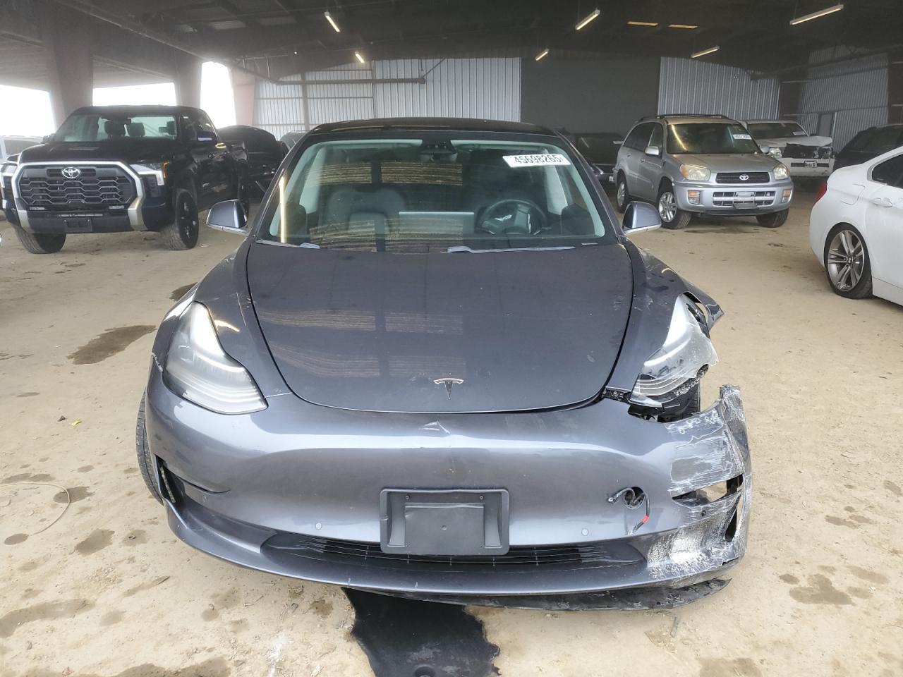 2019 TESLA MODEL 3 - Image 5