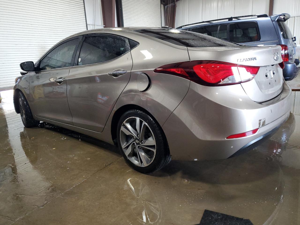 2015 HYUNDAI ELANTRA SE - Фото 2